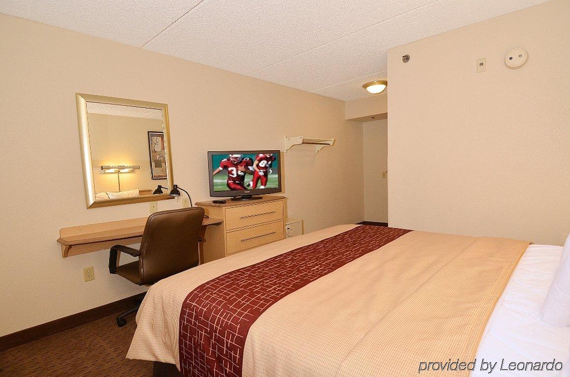 Red Roof Inn Elkhart Esterno foto